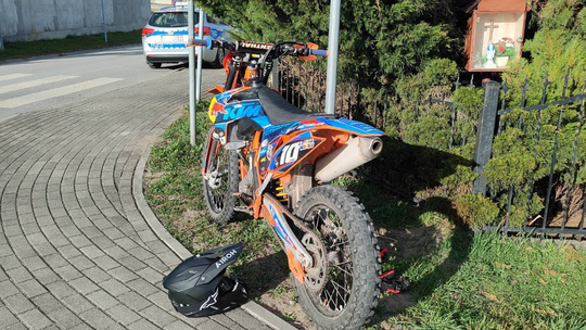 16-letni motocyklista uciekał przed policją. Został zatrzymany po pościgu 16-letni motocyklista uciekał przed policją. Został zatrzymany po pościgu
