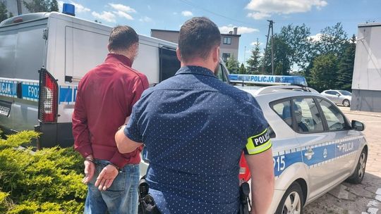 AMATOR ZAKAZANYCH ŚRODKÓW W RĘKACH POLICJI