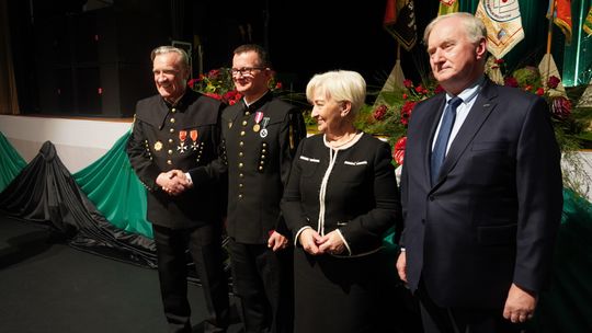 Barbórka w Bełchatowie. Była górnicza pobudka, przemarsz i odznaczenia