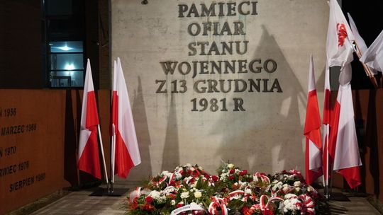 Bełchatów uczci 44. rocznicę wprowadzenia stanu wojennego