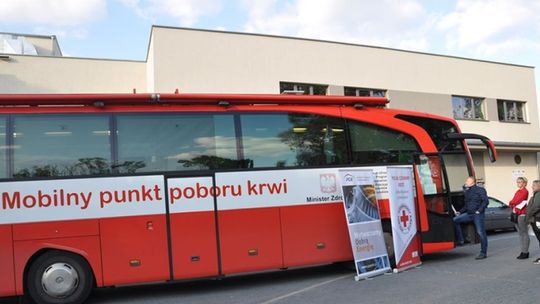 Bełchatowianie chcą oddawać krew, ogromne zainteresowanie akcją krwiodawstwa