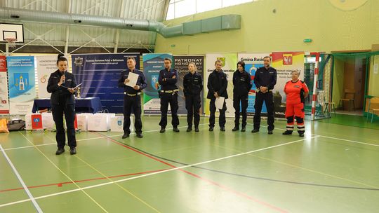 Bełchatowska Policja promuje bezpieczeństwo na drogach. Uczniowie stanęli do rywalizacji