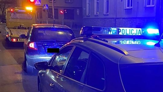 Ciężarówkami zablokowali drogę by ująć pijanego kierowcę