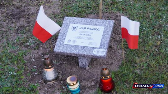 Dąb Pamięci dla aspiranta Jana Biłki. Bełchatów uczcił ofiary sowieckiej agresji