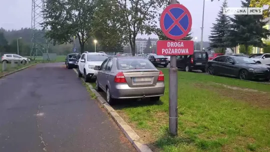 Dbajmy o zieleń! Parkujmy w wyznaczonych miejscach-Powiatowe Centrum Sportu w Bełchatowie