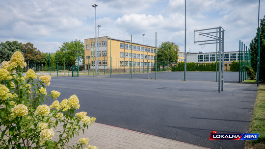 Duże zmiany na Orliku przy SP nr 3. Modernizacja wchodzi w kolejny etap