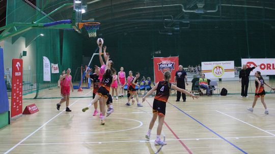 Finał Województwa Łódzkiego w koszykówce: młodzi zawodnicy zachwycili formą w Orlen Basket Cup