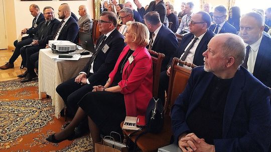 II wojna światowa i powojenne losy Polaków tematem konferencji w Bełchatowie