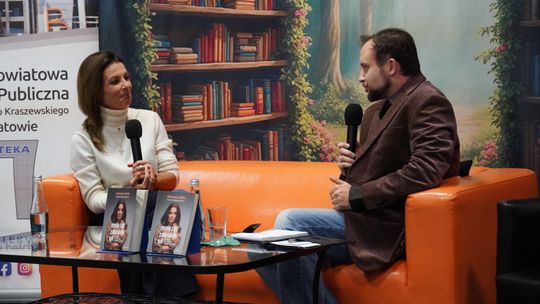 Inspirująca rozmowa z Katarzyną Glinką – biblioteka w blasku kultury