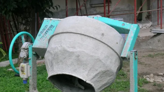 Jak przygotować podłoże pod budowę tarasu opartego na wspornikach?