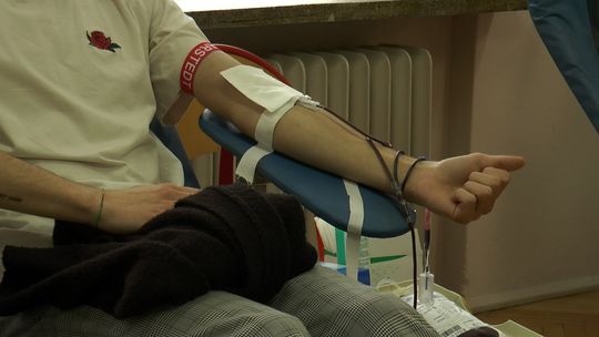 Kamieńsk ratuje życie! W ZSP zorganizowano zbiórkę krwi dla Ani Zbierańskiej