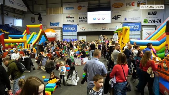 Kolorowy i pełen radości Festiwal Dmuchańców odbył się w hali Energia