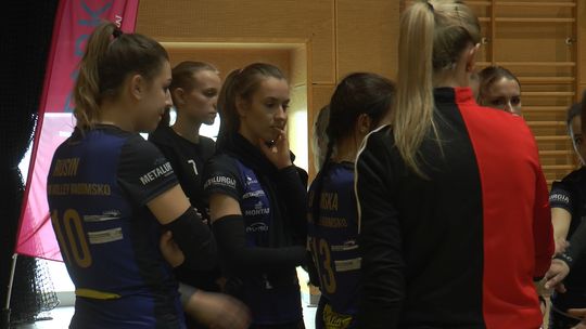 Małe potknięcie (w drodze na szczyt) sekcji kobiecej METPRIM Volley Radomsko na turnieju „Solpark Cup” oraz piękny mecz charytatywny chłopaków
