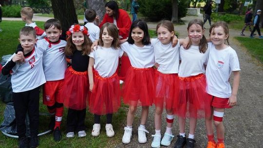 Młodzi sportowcy uczcili rocznicę Konstytucji 3 Maja na biegowo