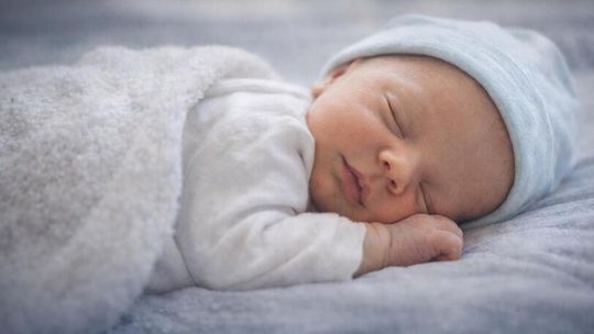 Moda na imiona w Bełchatowie. Co wybierali rodzice w 2025 roku?