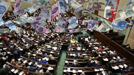 Mój "Brzuch" jest lepszy niż Twój! Macierewicz na Tak, Grabarczyk na Nie, Janowska nie Głosuje! - czyli kasa dla Parlamentarzystów !
