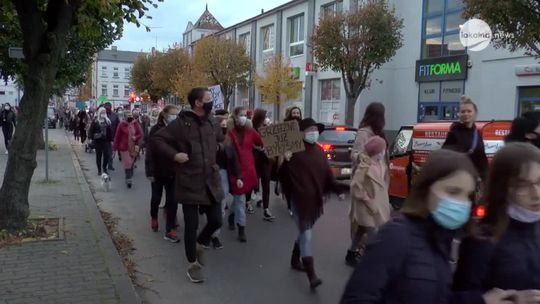 "Myślę, czuję, decyduję" - protest przeszedł ulicami Bełchatowa ( Bełchatów)