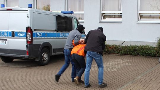 Pedofil ze Zduńskiej Woli zatrzymany. Policja szuka jego innych ofiar 