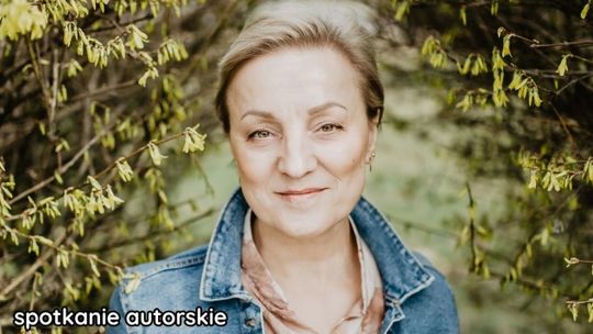 Poetycki wieczór w bibliotece. Spotkanie z Anną Giesko