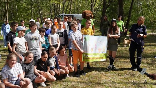 „Pokaż klasę i posprzątaj po swoim psie” – kolejna odsłona akcji edukacyjnej