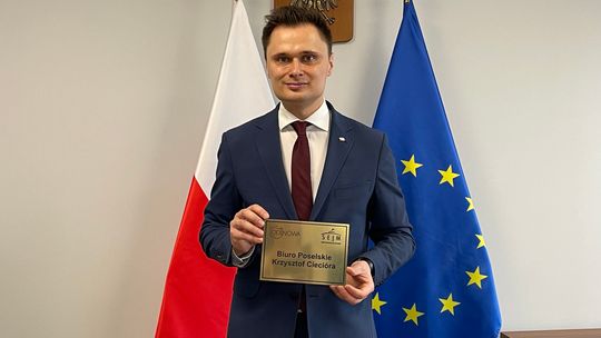 Poseł Krzysztof Ciecióra otworzył biuro poselskie w Radomsku