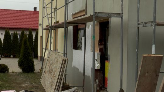 Prace przy rozbudowie świetlicy wiejskiej w sołectwie Długie nabierają rozpędu
