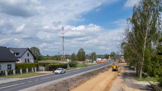 Przy Piłsudskiego powstanie nowa ścieżka rowerowa i chodnik