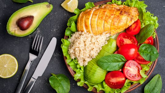 Schudła zdrowo i bezpiecznie. Przekonaj się, że to możliwe z cateringiem FitApetit!