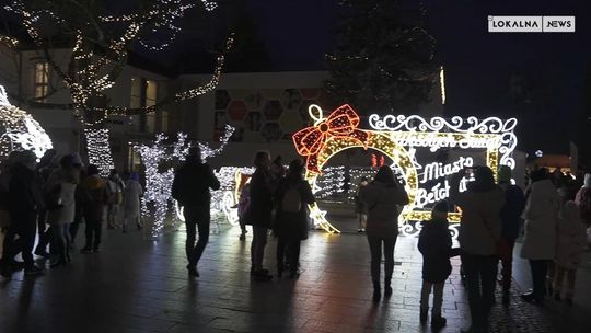 Świąteczna magia opanuje Bełchatów – nadchodzą iluminacje i Jarmark Bożonarodzeniowy