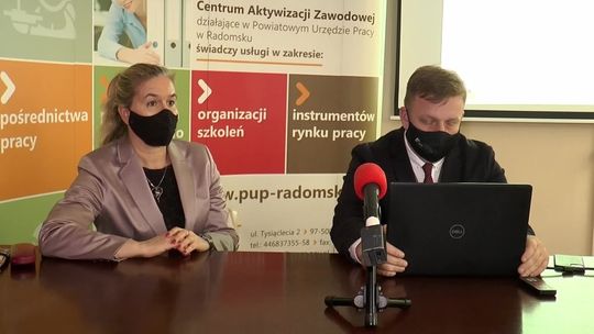 Sytuacja na lokalnym rynku pracy - konferencja PUP w Radomsku 