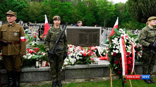W Bąkowej Górze uczczono pamięć 12 żołnierzy KWP zamordowanych przez UB