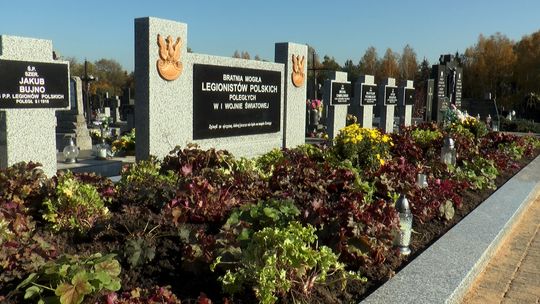 W Kamieńsku odnowiono groby Legionistów Polskich