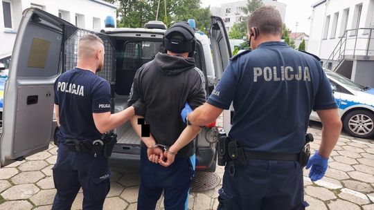 Wpadł przez własną agresję – okazało się, że był poszukiwany listem gończym