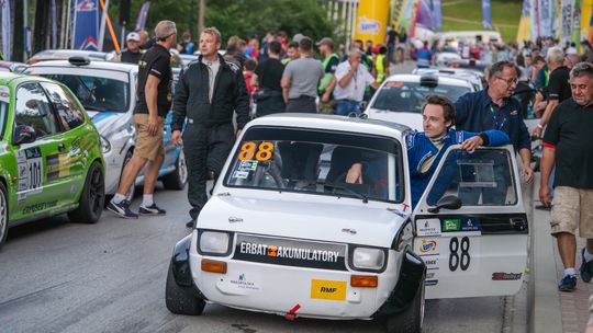 Z Bełchatowa na europejskie trasy. Filip Piotrowski walczy z czołówką kierowców
