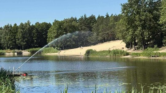 Zakaz kąpieli na Patykach. Sanepid podaje powód