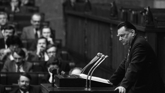 Żałoba narodowa po śmierci premiera Jana Olszewskiego