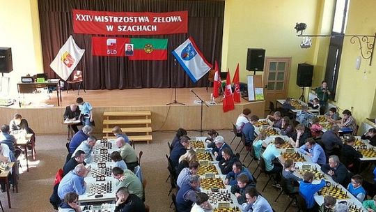 Zmagania najlepszych polskich szachistów w Zelowie