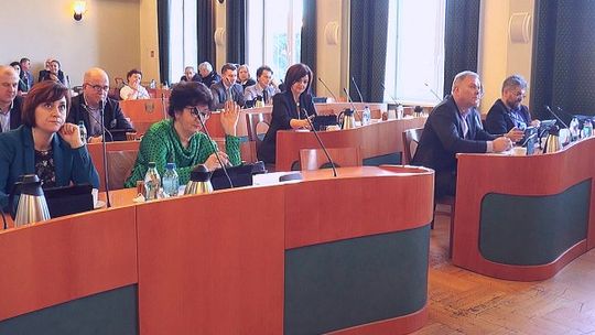 Zmienili wysokość diet radnych powiatowych