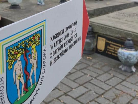 Zabytkowe nagrobki odzyskują dawny blask. Trwa akcja Stowarzyszenia Przyjaciół Bełchatowa
