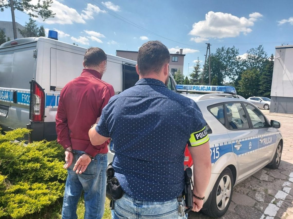 AMATOR ZAKAZANYCH ŚRODKÓW W RĘKACH POLICJI