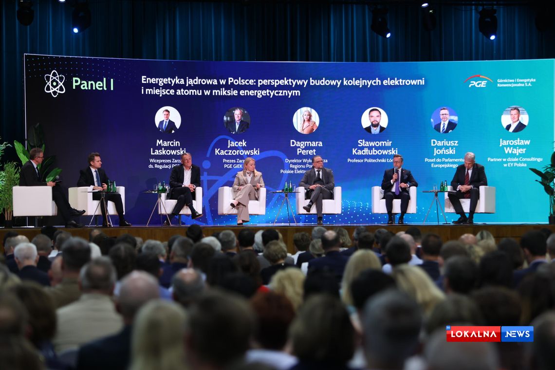 Bełchatów stawia na atom. Region chce odegrać kluczową rolę w transformacji energetycznej Polski Bełchatów stawia na atom. Region chce odegrać kluczową rolę w transformacji energetycznej Polski