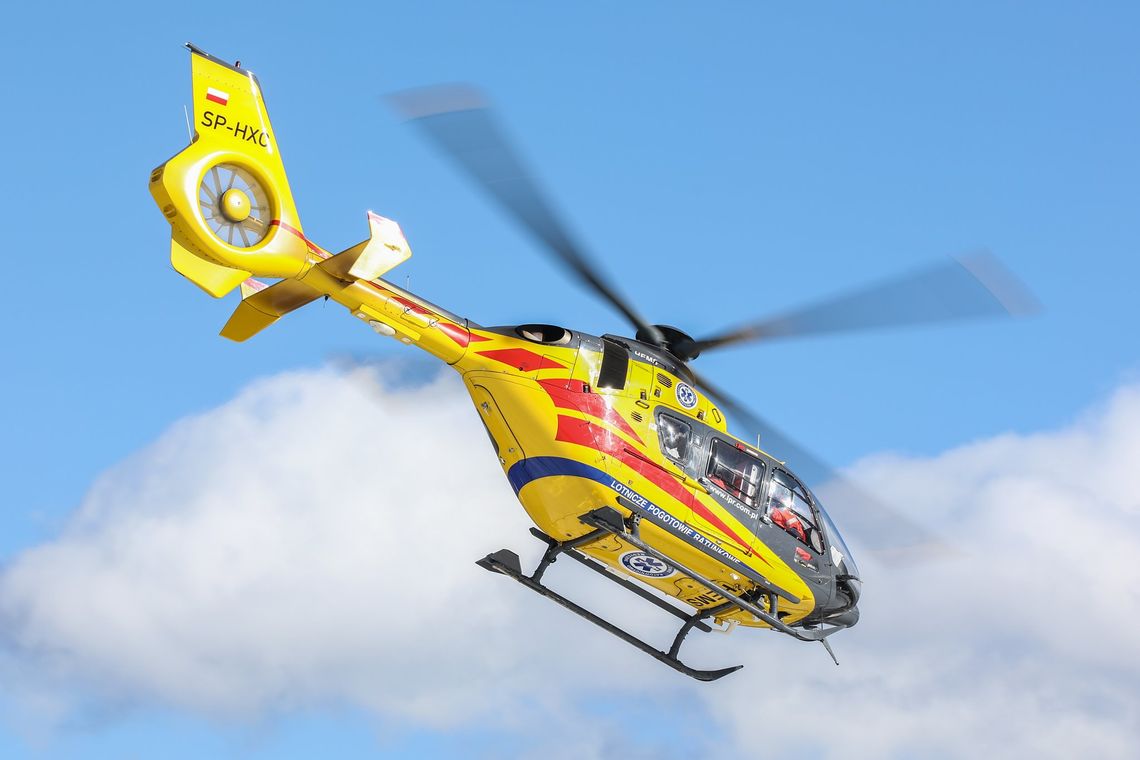 Dramatyczna akcja służb na osiedlu Binków. 16-miesięczne dziecko trafiło do szpitala