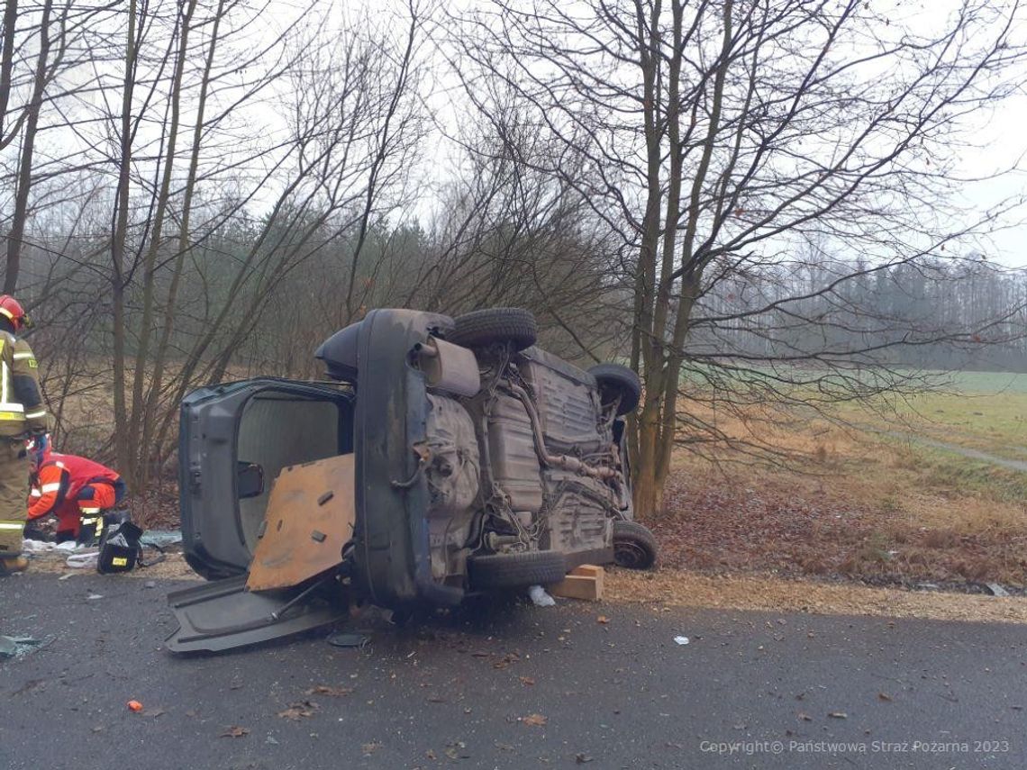Gm. Wielgomłyny: Tragiczny wypadek. Nie żyje 24-letni kierowca Gm. Wielgomłyny: Tragiczny wypadek. Nie żyje 24-letni kierowca
