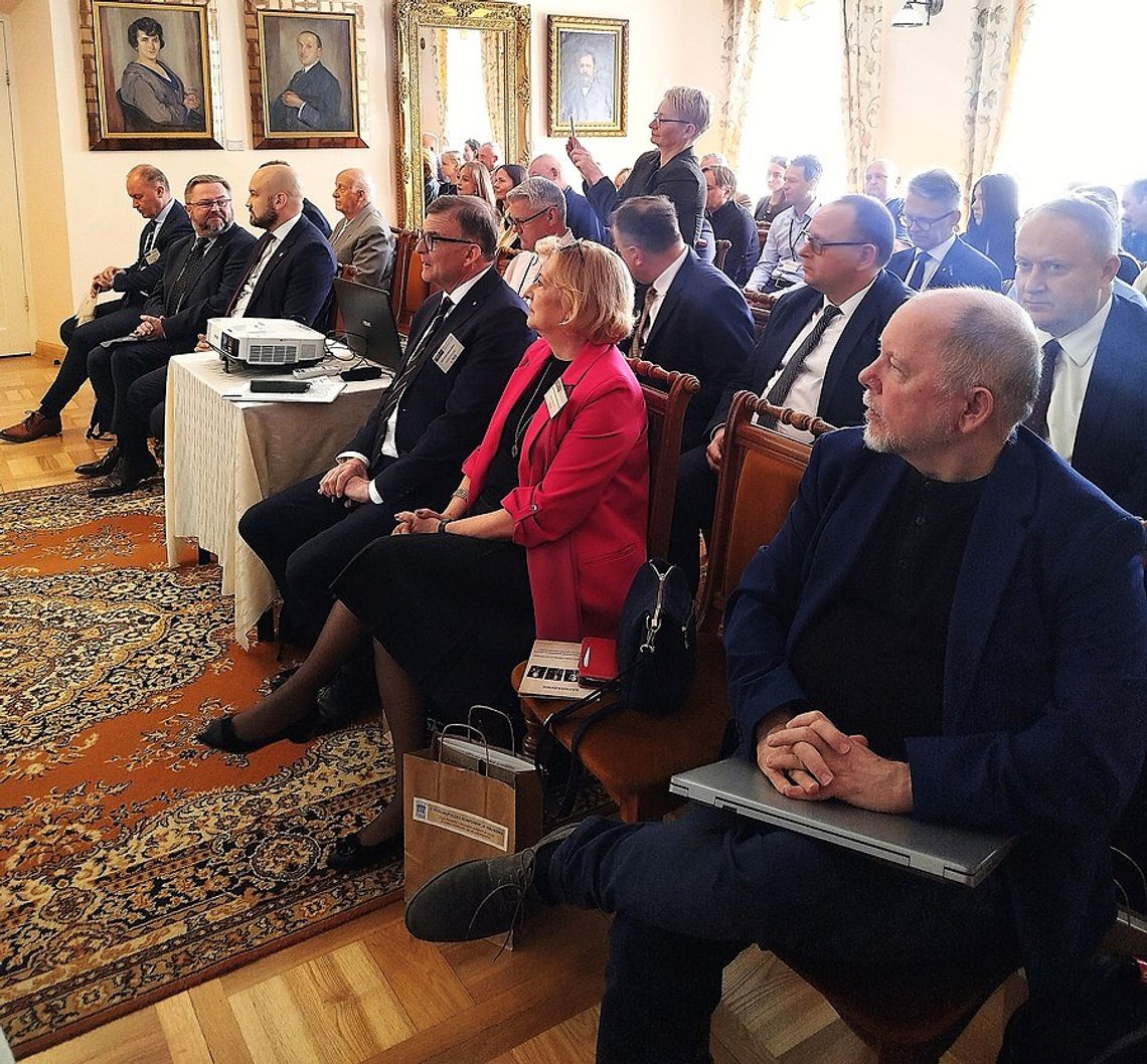 II wojna światowa i powojenne losy Polaków tematem konferencji w Bełchatowie