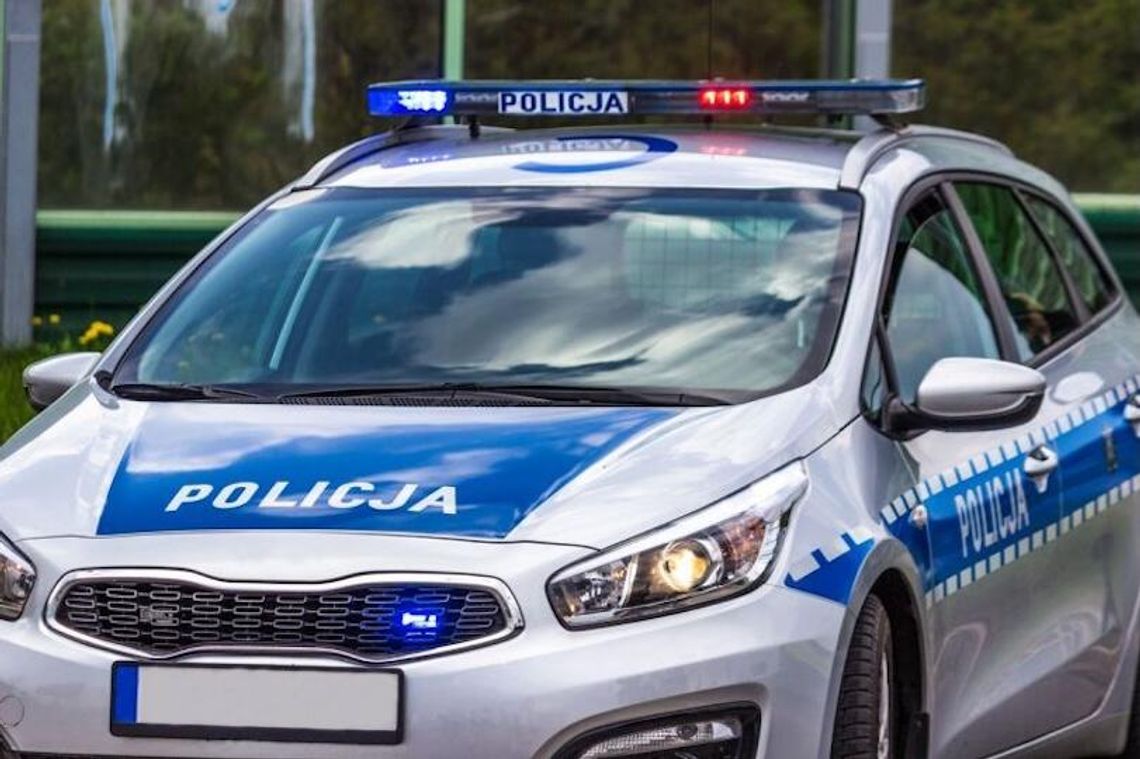 Nie chciał przyjąć mandatu za prędkość. 51-latek próbował uciec przed policją w Bełchatowie Nie chciał przyjąć mandatu za prędkość. 51-latek próbował uciec przed policją w Bełchatowie