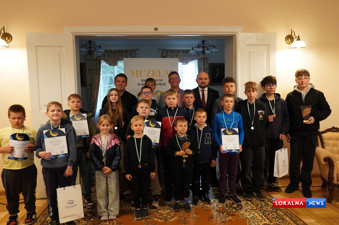 Noc Muzeów przyciągnęła tłumy. Nauka, wędkarstwo i szanty opanowały Bełchatów Noc Muzeów przyciągnęła tłumy. Nauka, wędkarstwo i szanty opanowały Bełchatów