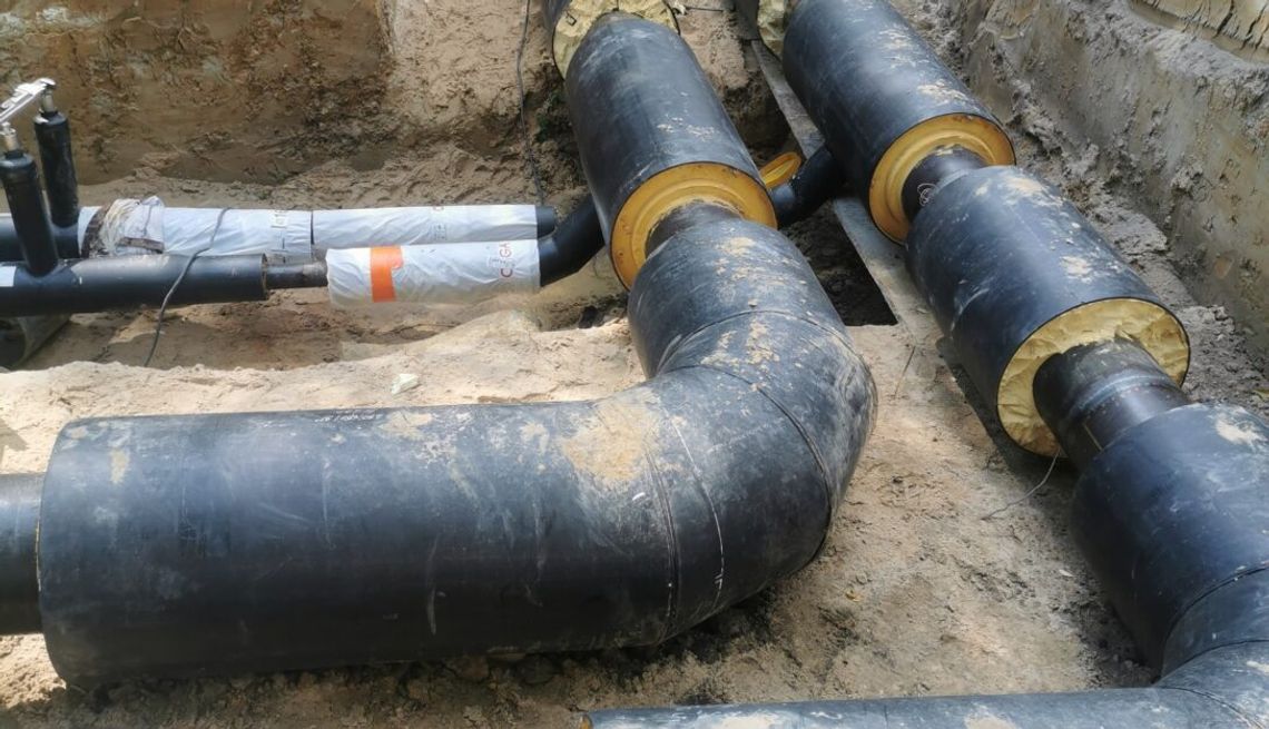 Przerwa w dostawie ciepła w Bełchatowie. PEC usuwa awarię sieci ciepłowniczej