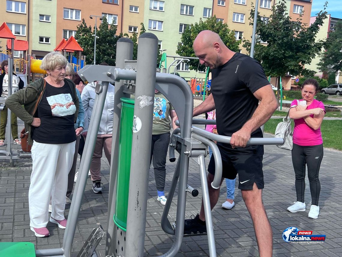 Seniorzy ruszają po zdrowie. Bezpłatne treningi na bełchatowskich osiedlach Seniorzy ruszają po zdrowie. Bezpłatne treningi na bełchatowskich osiedlach
