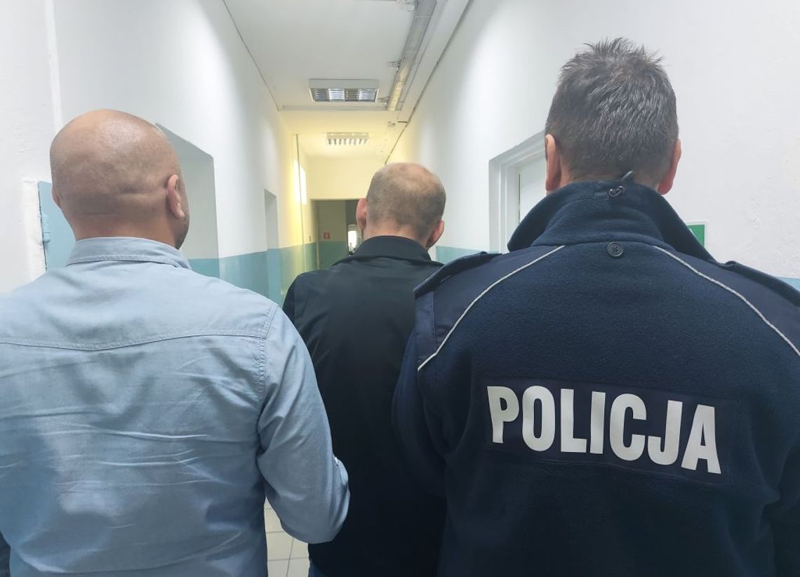 SPRAWCY KRADZIEŻY NIE UNIKNĄ ODPOWIEDZIALNOŚCI ZA WANDALIZM