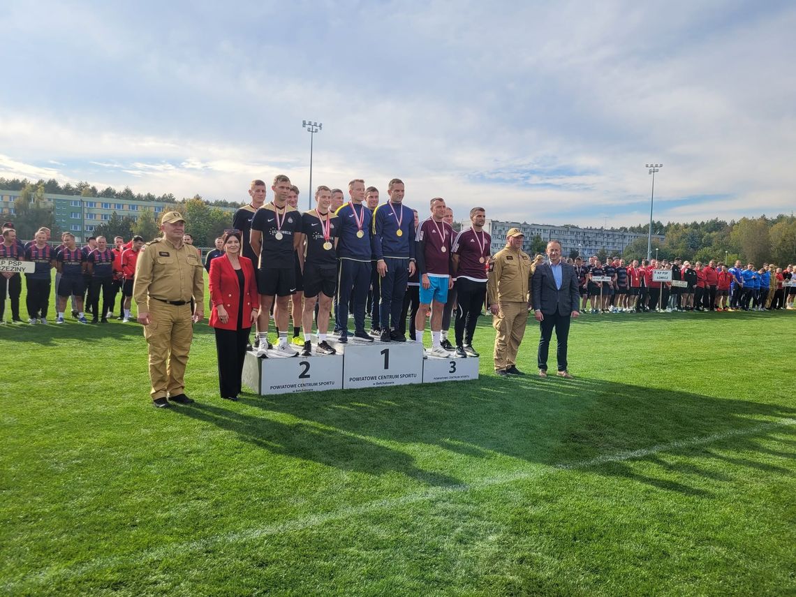 Strażacy na sportowej arenie. Blisko 300 zawodników rywalizowało w Bełchatowie Strażacy na sportowej arenie. Blisko 300 zawodników rywalizowało w Bełchatowie